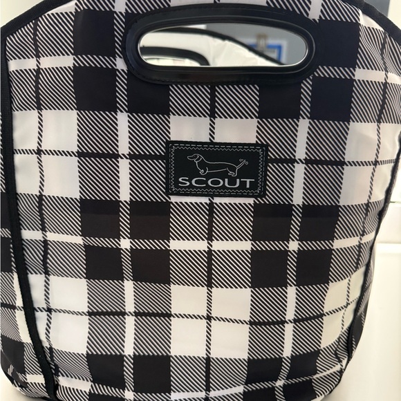Scout Monochrome Checkered Tote - Picture 10 of 10